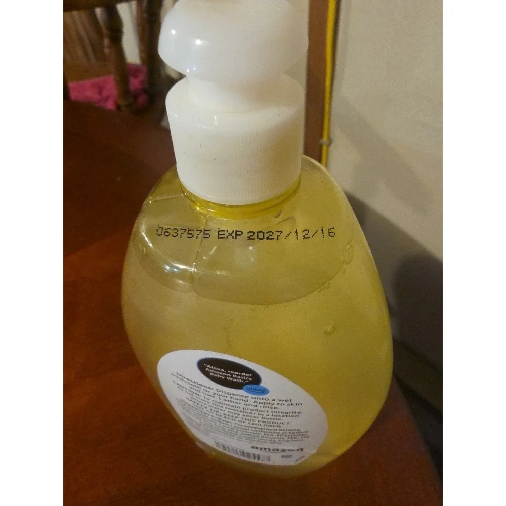 Amazon Basics Tear-Free Baby Shampoo, 27.1 Fluid Ounce‎ Pack Exp 12/16/2027